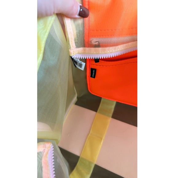 VIRAL AUTH Marc Jacobs Traveler Mesh Large Tote Bag Yellow Perfect Summer Bag! - Picture 7 of 7